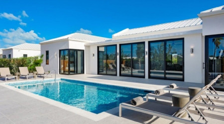 4 BR Premium with Garden Rental HVN