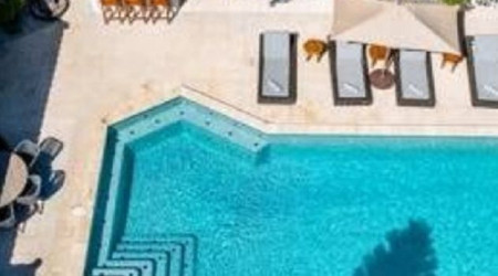 5BR Vacation Home in Grace Bay HVN